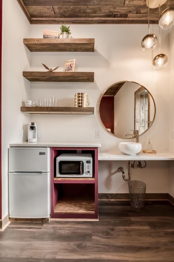 The Port Of Prescott Boutique Hotel Екстер'єр фото